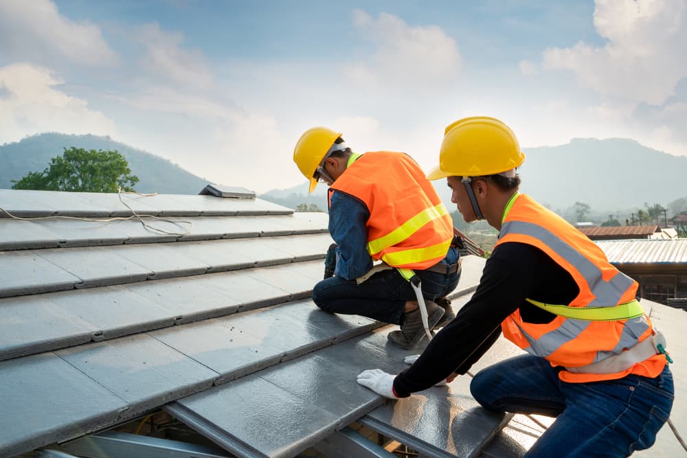 roof repair in Peosta IA